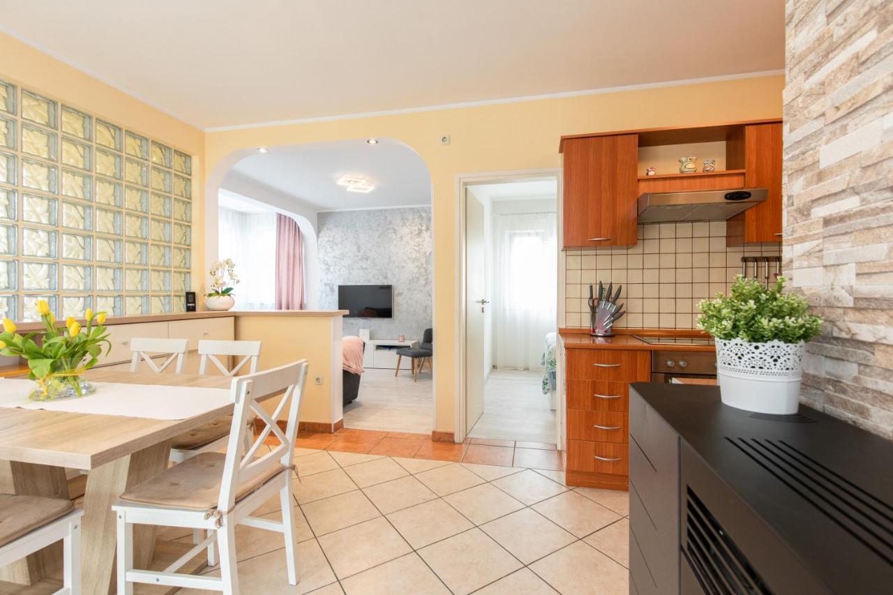 Apartment Blazi Njivice Kültér fotó